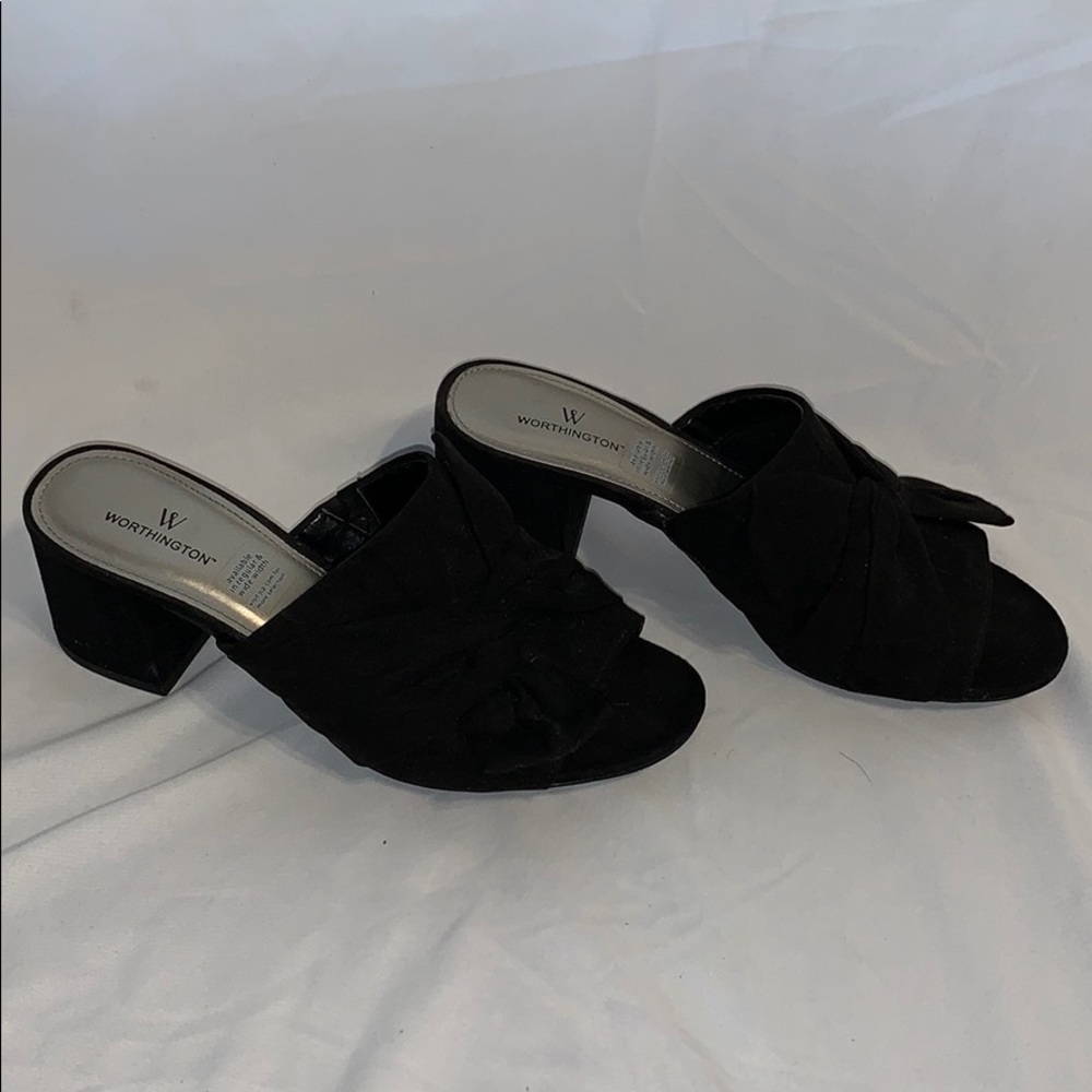 Worthington Black bow-tie heels.